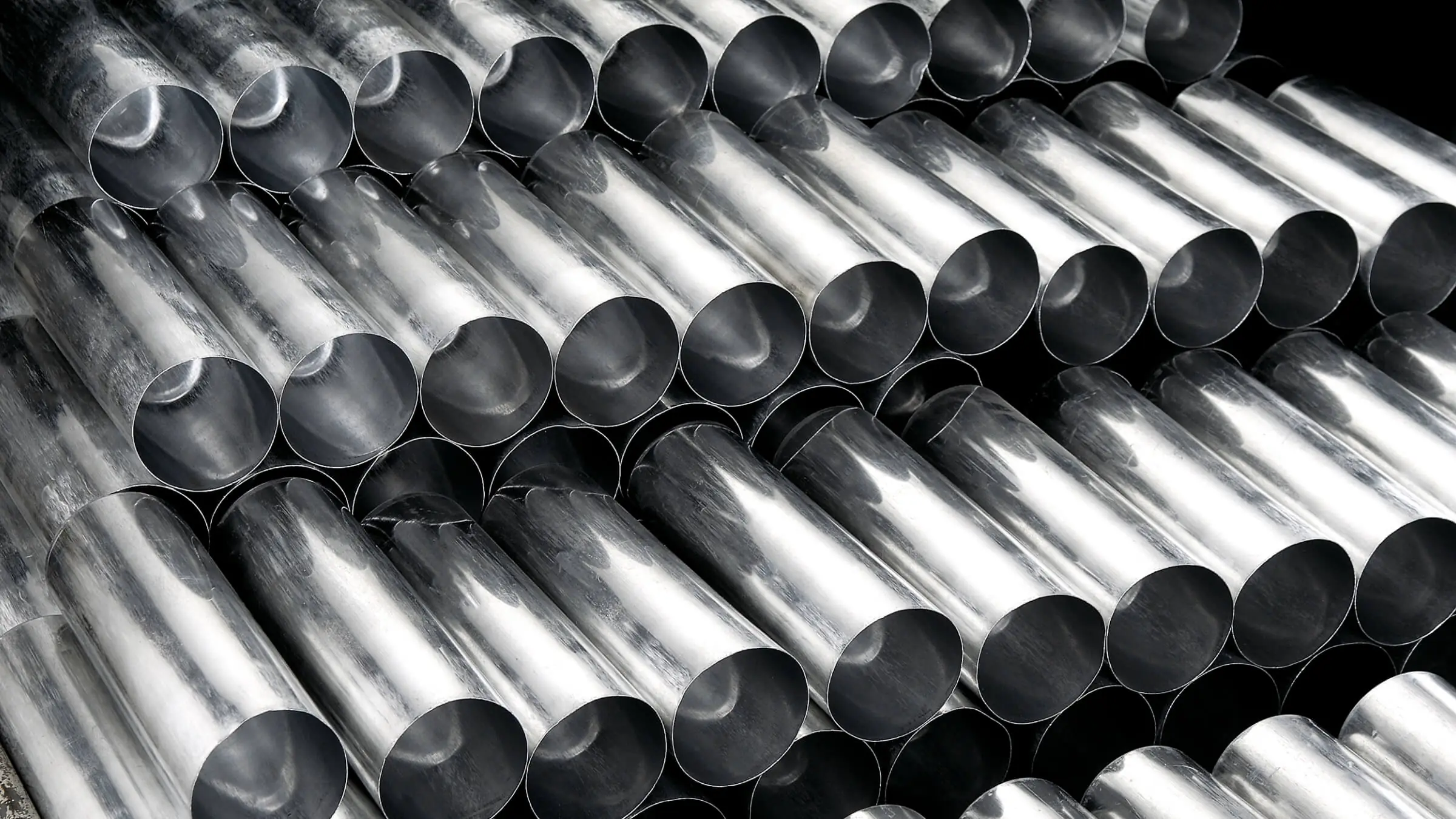 Product Category-High-Pressure Aluminum Bottles-Parallax Image