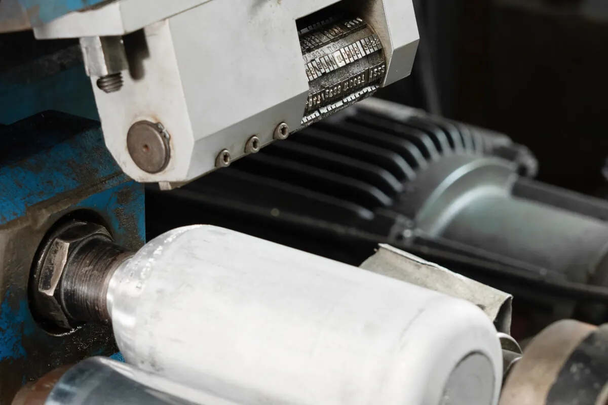 Labelling & marking requirements for hydrogen gas cylinders